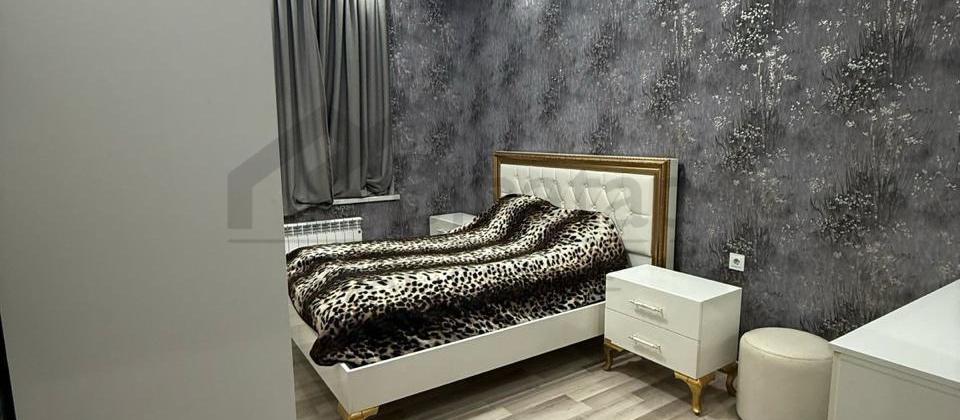 Satılır 2 otaqlı köhnə tikili 75 m², Bakıxanov q. - 6