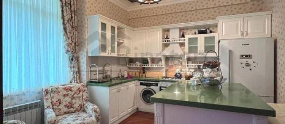 Azadliq prospekti, Nesimi bazarinin yaninda 2 otaqli menzil satilir/120 kv.m. - 5