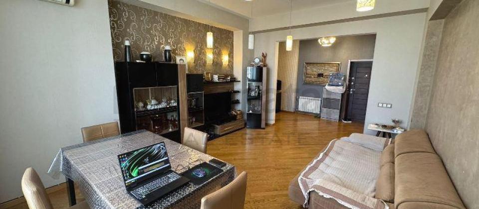 1ci mkrn, Memar Ecemi ve 20 Yanvar m/s yaxin 3 otaqli menzil satilir/88 kv.m. - 5