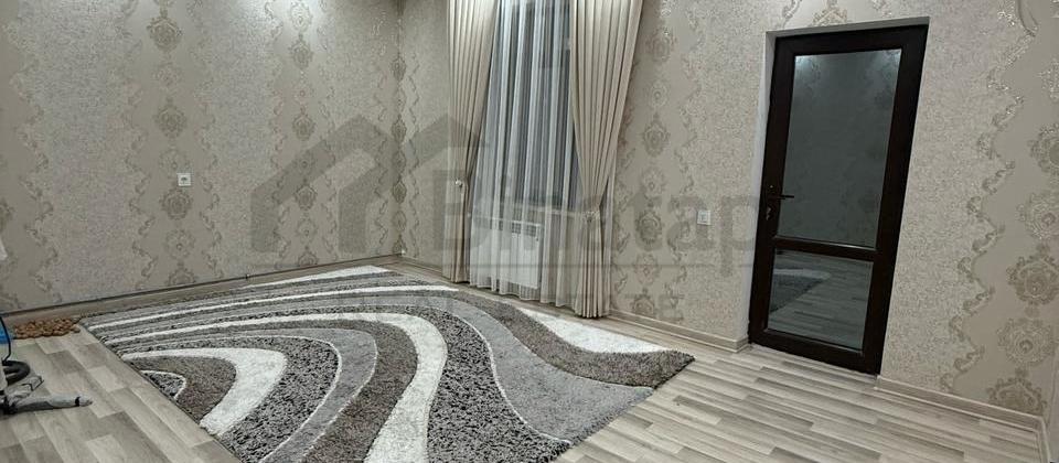 Satılır 2 otaqlı köhnə tikili 75 m², Bakıxanov q.