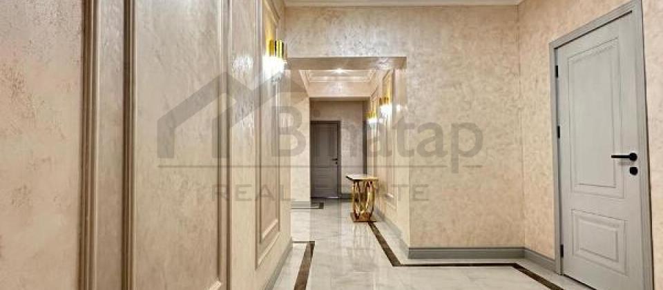 Azadliq prospekti, Nesimi bazarinin yaninda 4 otaqli menzil satilir/204 kv.m. - 7