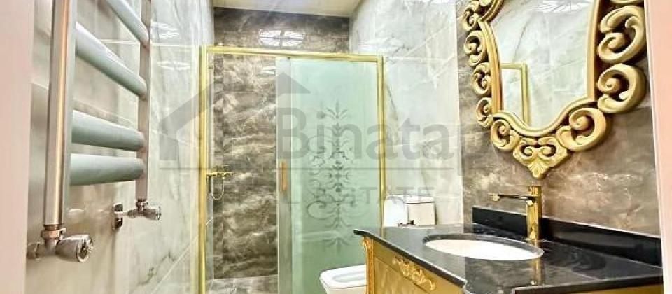 Azadliq prospekti, Nesimi bazarinin yaninda 4 otaqli menzil satilir/204 kv.m. - 12