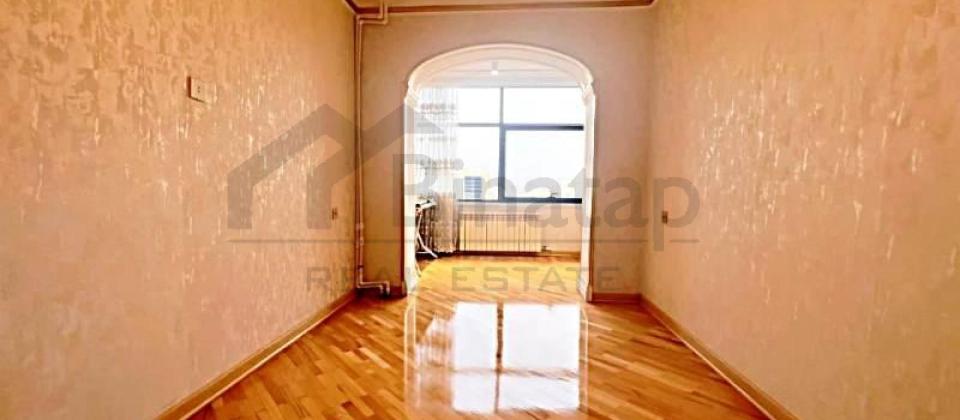 Ataturk parki ve Ayna Sultanova heykelinin yaninda 2 otaqli menzil satilir/61 kv.m. - 4