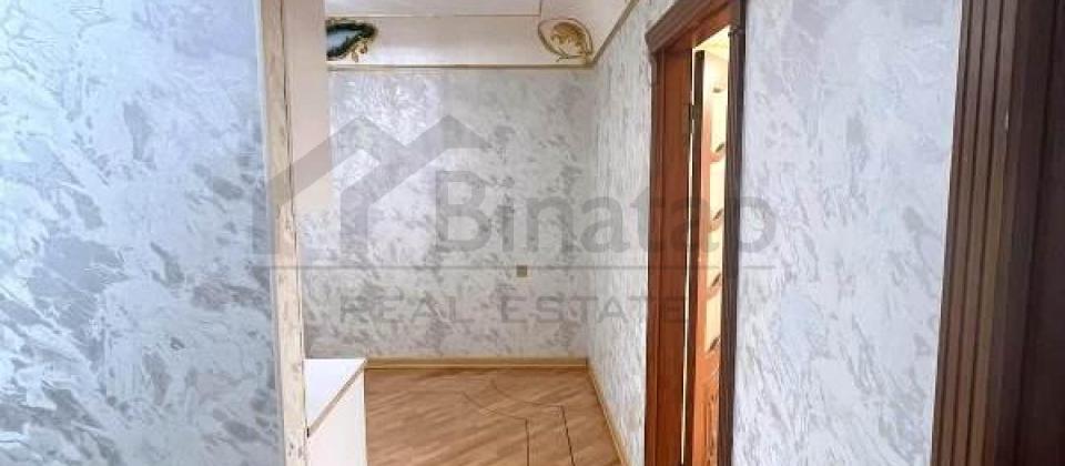 Ataturk parki ve Ayna Sultanova heykelinin yaninda 2 otaqli menzil satilir/61 kv.m. - 10