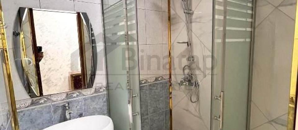 Ataturk parki ve Ayna Sultanova heykelinin yaninda 2 otaqli menzil satilir/61 kv.m. - 12