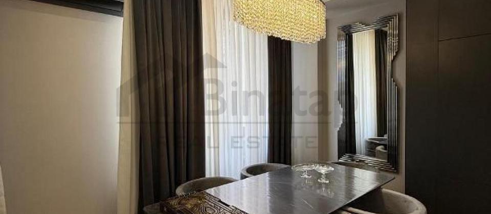 Tefekkur Universitetinin yani, 28 May m/s yaxin 3 otaqli menzil satilir/135 kv.m. - 3