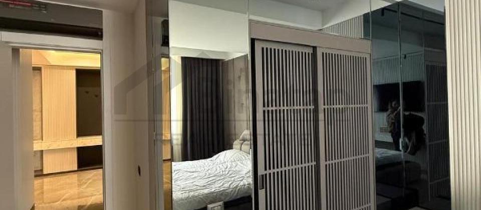 Tefekkur Universitetinin yani, 28 May m/s yaxin 3 otaqli menzil satilir/135 kv.m. - 9