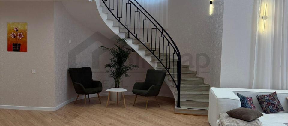 Satılır 16 otaqlı həyət evi/bağ evi 655 m², Novxanı q. - 3