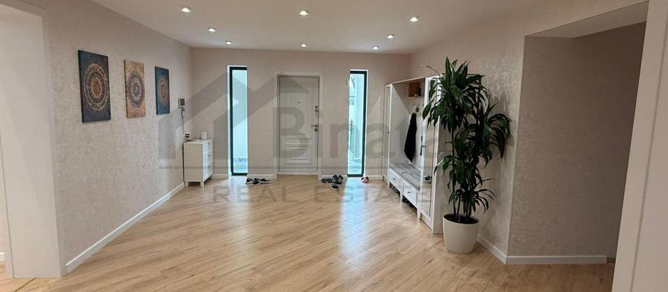 Satılır 16 otaqlı həyət evi/bağ evi 655 m², Novxanı q. - 4