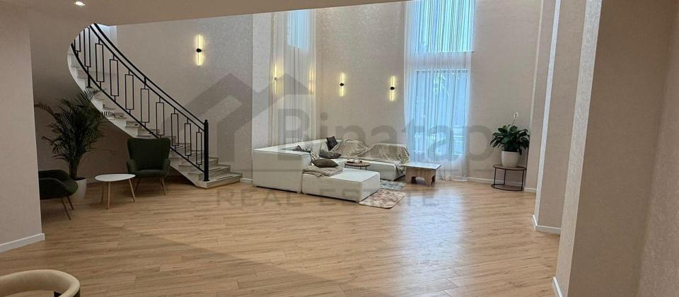 Satılır 16 otaqlı həyət evi/bağ evi 655 m², Novxanı q. - 5