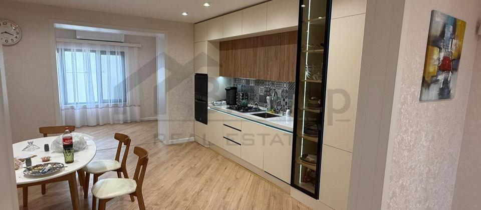 Satılır 16 otaqlı həyət evi/bağ evi 655 m², Novxanı q. - 7