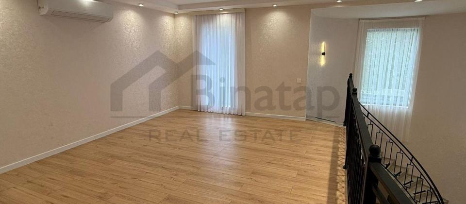 Satılır 16 otaqlı həyət evi/bağ evi 655 m², Novxanı q. - 13