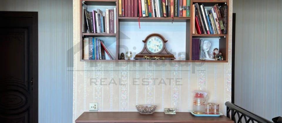 Satılır 9 otaqlı həyət evi/bağ evi 220 m², Xocəsən m. - 15