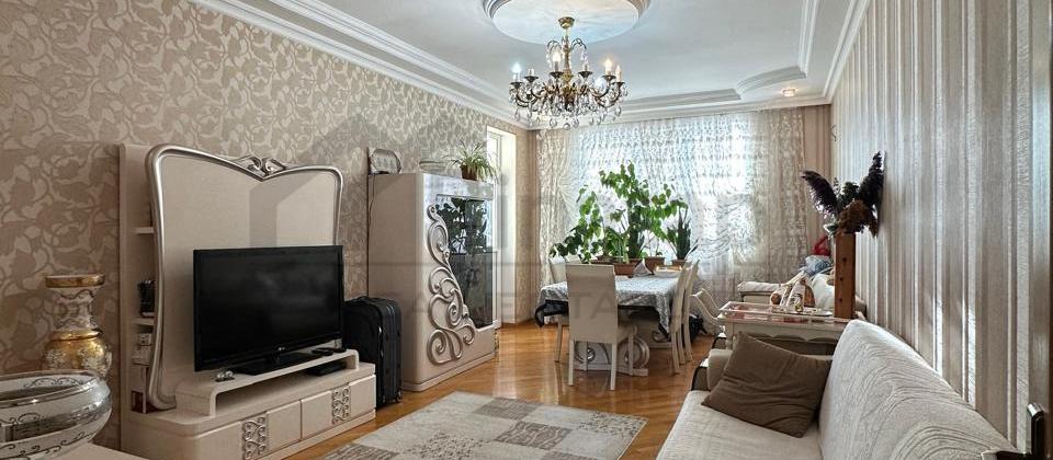 Satılır 2 otaqlı yeni tikili 96 m², Bakıxanov q