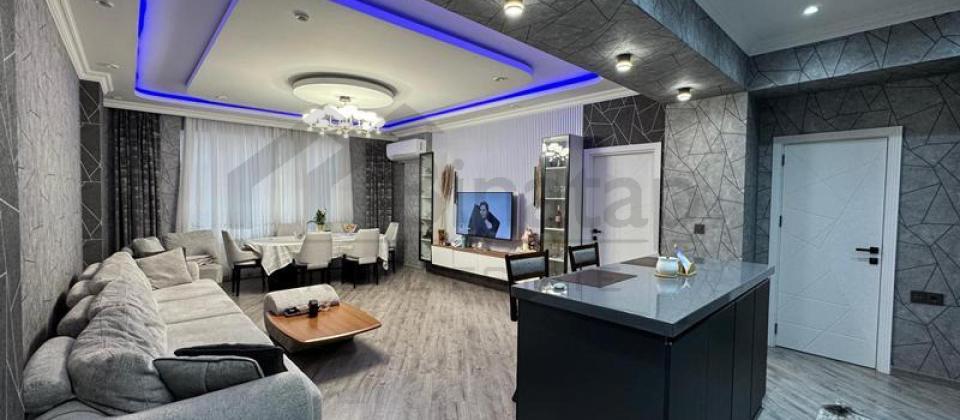 Badamdar qesebesi, Oxford mektebinin yaninda 3 otaqli menzil satilir/102 kv.m.