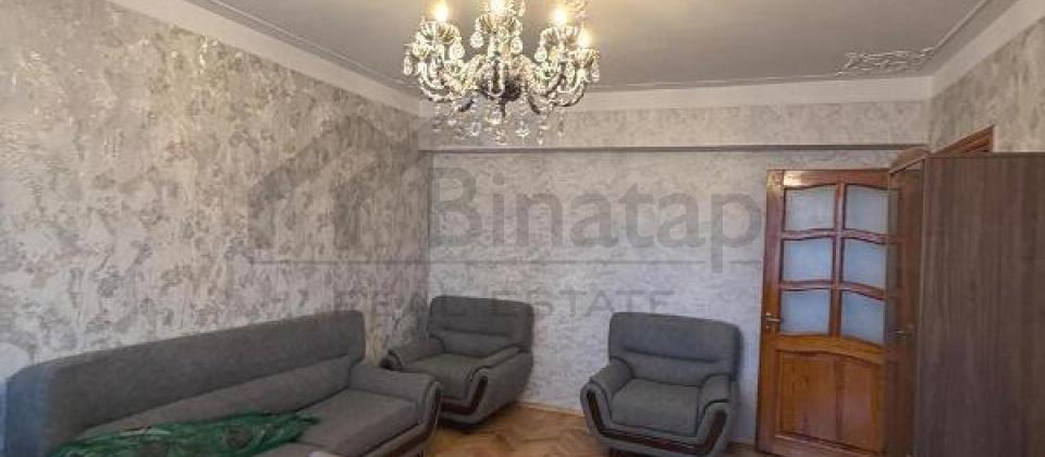 Qish parki, Nizami ve 28 May m/s yaxin 3 otaqli menzil satilir/80 kv.m. - 2