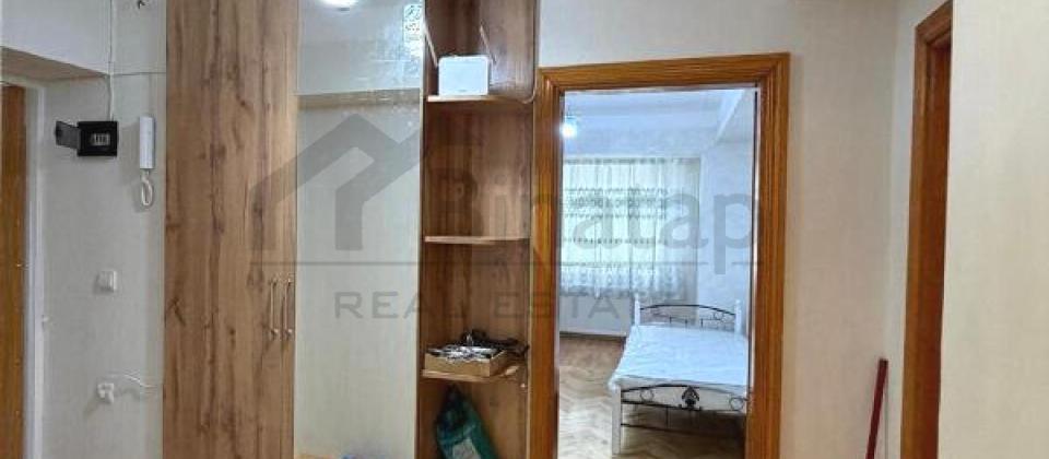 Qish parki, Nizami ve 28 May m/s yaxin 3 otaqli menzil satilir/80 kv.m. - 10