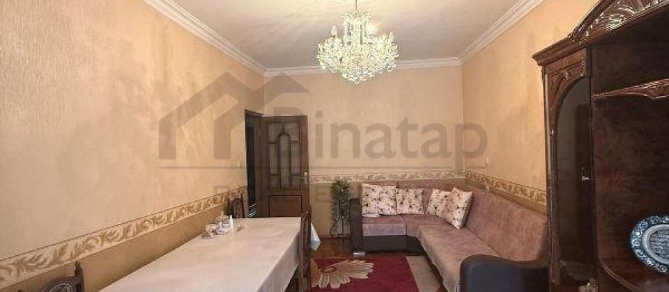 Hesen Eliyev kuchesi (İnqlab) ve Azadliq prospekti kesishmesinde 3 otaqli menzil satilir/101 kv.m. - 5