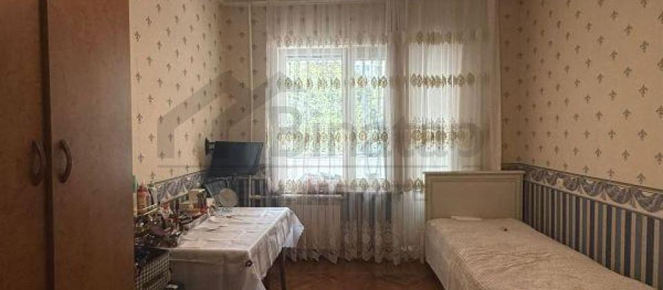 Hesen Eliyev kuchesi (İnqlab) ve Azadliq prospekti kesishmesinde 3 otaqli menzil satilir/101 kv.m. - 7