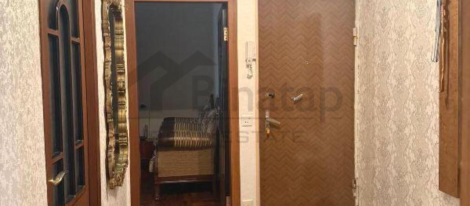 Hesen Eliyev kuchesi (İnqlab) ve Azadliq prospekti kesishmesinde 3 otaqli menzil satilir/101 kv.m. - 13