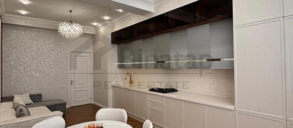 Baku Modern mektebinin yani, Nerimanov m/s yaxin 3 otaqli menzil satilir/130 kv.m. - 9