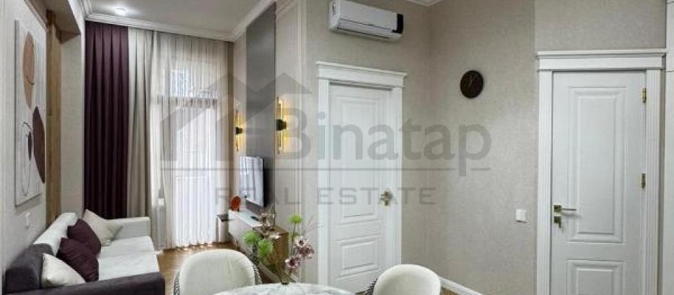 Baku Modern mektebinin yani, Nerimanov m/s yaxin 2 otaqli menzil satilir/45 kv.m. - 2