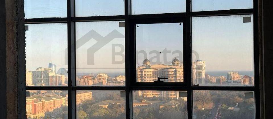 Tibb Universitetinin yaninda 3 otaqli menzil satilir/181 kv.m. - 4