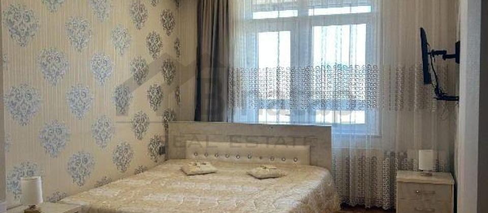 Tibb Universiteti ve Nesimi bazarina yaxin 3 otaqli menzil satilir/135 kv.m. - 3