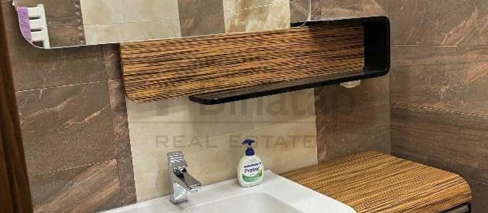 Tibb Universiteti ve Nesimi bazarina yaxin 3 otaqli menzil satilir/135 kv.m. - 14