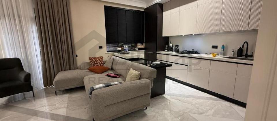 Abu Arena ve Odlar Yurdu Universitetinin yaninda 3 otaqli menzil satilir/131 kv.m. - 3