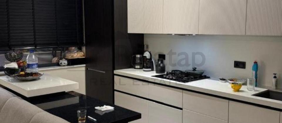 Abu Arena ve Odlar Yurdu Universitetinin yaninda 3 otaqli menzil satilir/131 kv.m. - 5