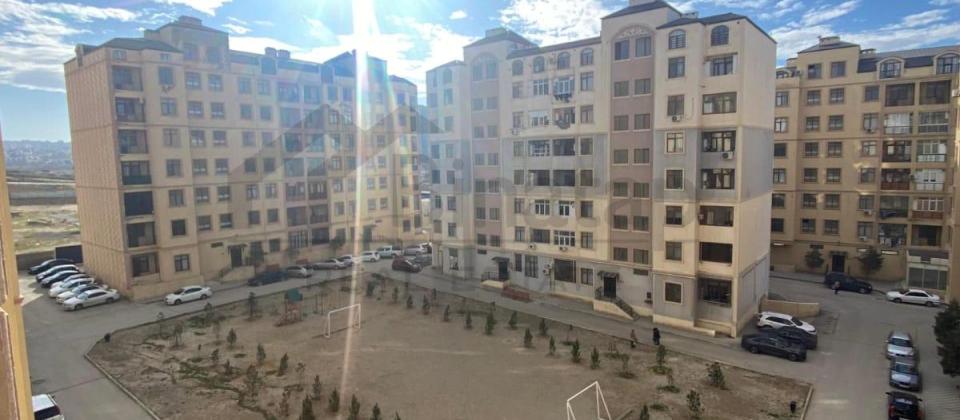 Masazır qəsəbəsində təmirli bina evi satılır