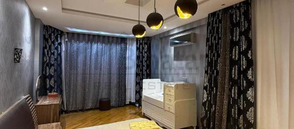 Yashil Ada ushaq bagchasinin yani, 8 Noyabr m/s yaxin 3 otaqli menzil satilir/135 kv.m. - 4