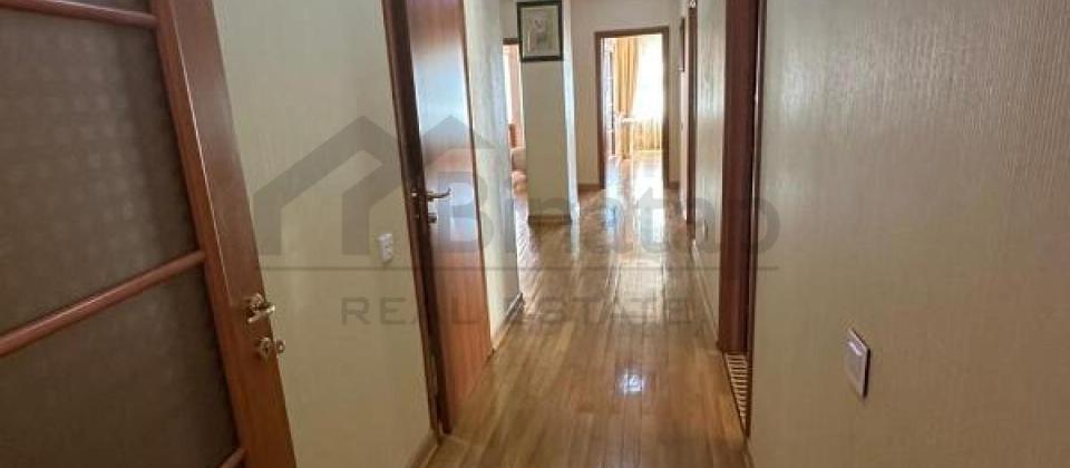 Olimpik Star ve Niaqara restoraninin yaninda 4 otaqli menzil satilir/200 kv.m. - 12