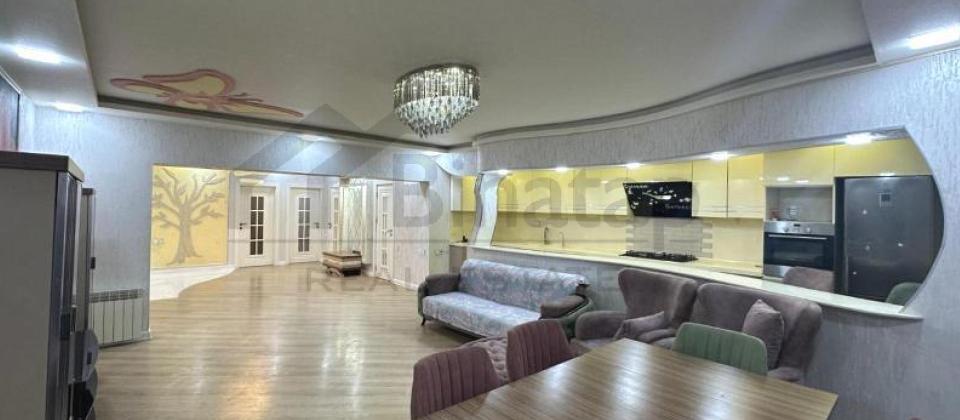 Nerimanov m/s ve Metropark t/m yaxin 3 otaqli menzil satilir/130 kv.m. - 2