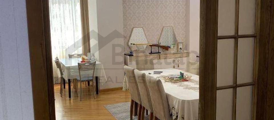 Huseyn Cavid parki ve Elmler Akademiyasi m/s yaninda 3 otaqli menzil satilir/104.5 kv.m. - 5