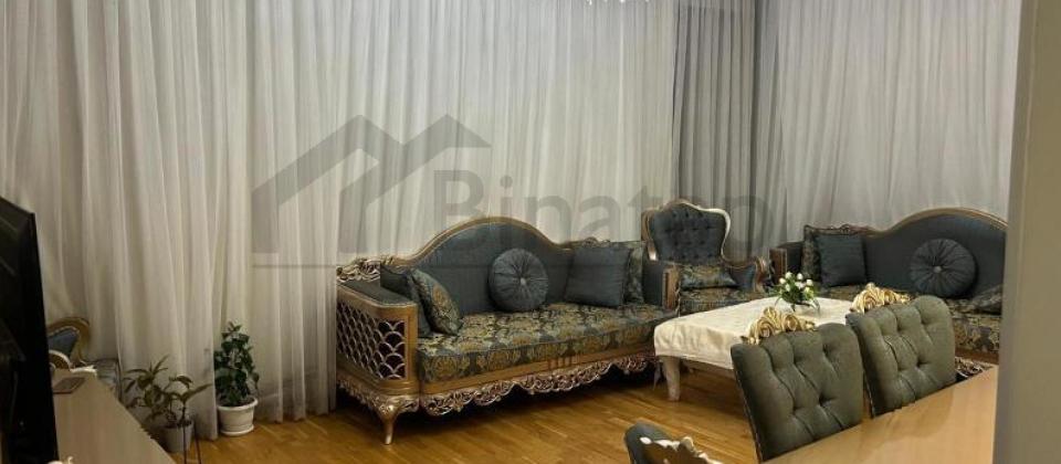 Sherifzade kuchesi, İnshaatchilar m/s ve Yasamal parkina yaxin 3 otaqli menzil satilir/93 kv.m. - 2