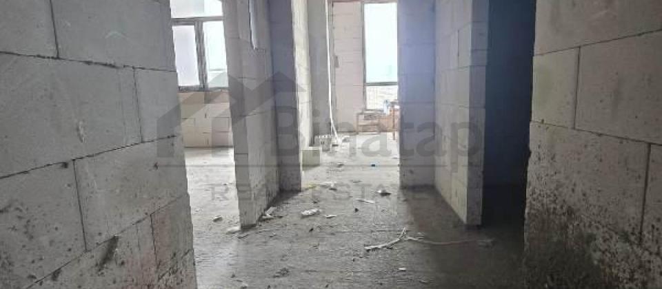 Montin bazarinin yani, Nerimanov m/s yaxin 2 otaqli menzil satilir/51 kv.m. - 10