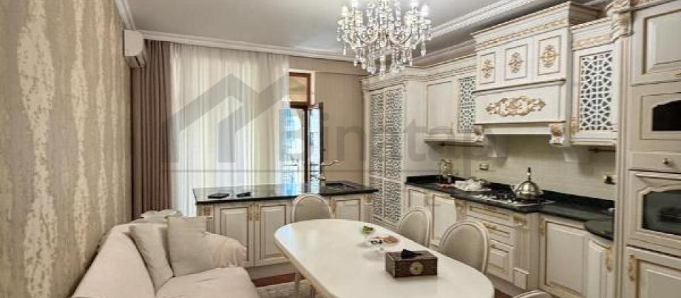 Uzeyir Hacibeyov kuchesi, Port Bakunun yaninda 4 otaqli menzil satilir/210 kv.m. - 9