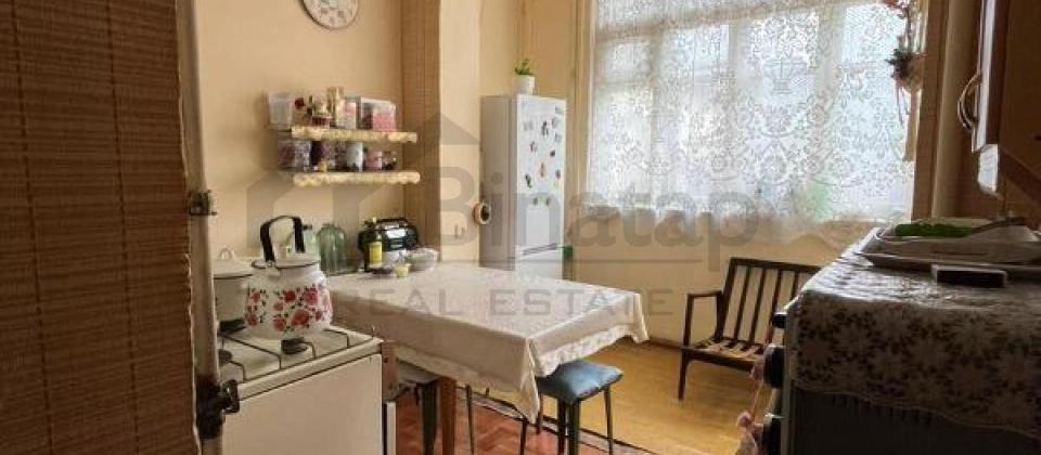 4cu mkrn, 5№li mektebin yani, Memar Ecemi m/s yaxin 3 otaqli menzil satilir/90 kv.m. - 8