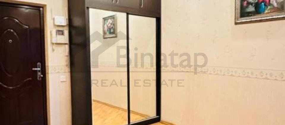 Nesimi bazarinin yaninda 2 otaqli menzil satilir/70 kv.m. - 9