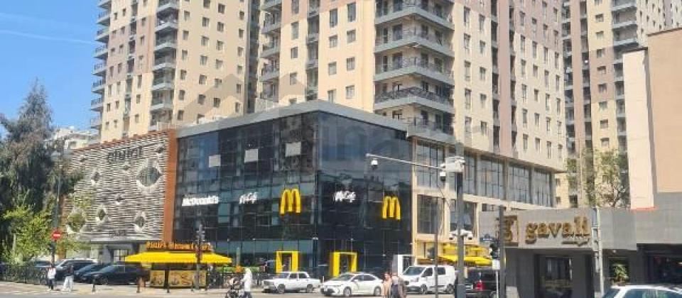 Azadliq prospekti, Olympus Park Nesimide 2 otaqli menzil satilir/87 kv.m.