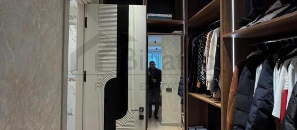 Semed Vurgun kuchesi, Zabitler parkinin yaninda 4 otaqli menzil satilir/180 m2 - 8