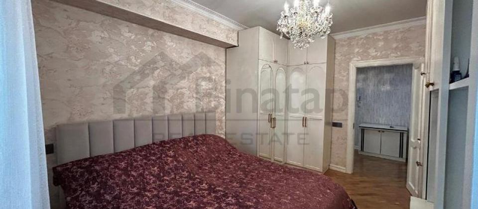 Ayna Sultanova heykeli ve Atarurk parkina yaxin 3 otaqli menzil satilir/70 kv.m. - 6