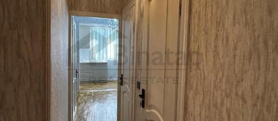 Ayna Sultanova heykeli ve Atarurk parkina yaxin 3 otaqli menzil satilir/70 kv.m. - 7