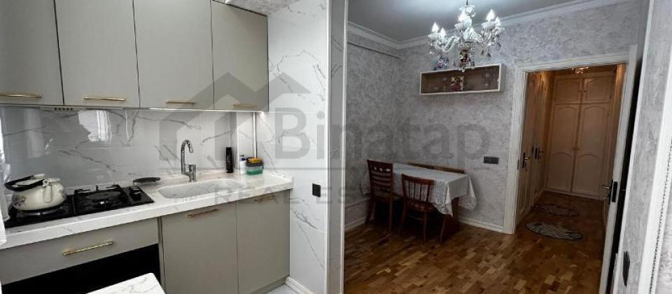 Ayna Sultanova heykeli ve Atarurk parkina yaxin 3 otaqli menzil satilir/70 kv.m. - 12