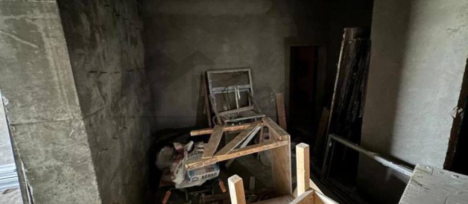 Semed Vurgun parki ve 28 May m/s yaxin 4 otaqli menzil satilir/173 kv.m. - 11