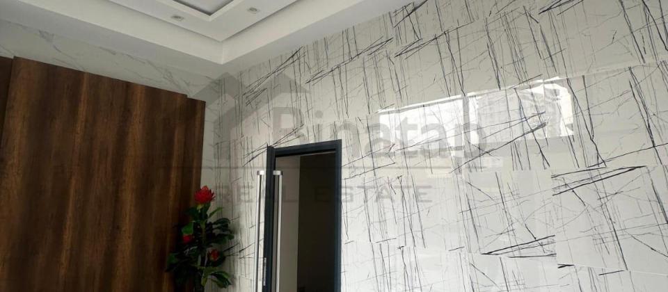 Azadliq prospekti, 28 May m/s yaxin 4 otaqli menzil satilir/242 kv.m. - 6