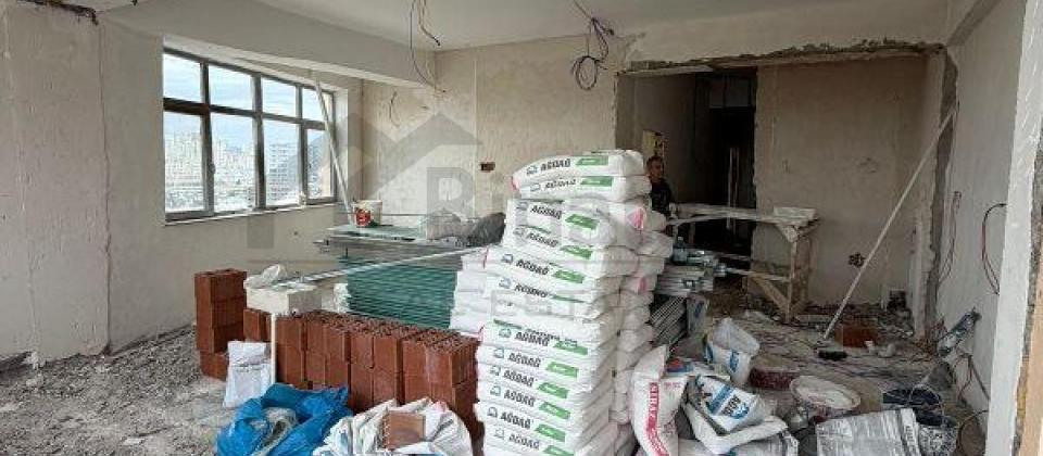 Yasamal parki ve Elmler Akademiyasi m/s yaxin 3 otaqli menzil satilir/125 kv.m. - 4