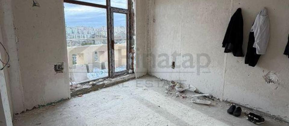 Yasamal parki ve Elmler Akademiyasi m/s yaxin 3 otaqli menzil satilir/125 kv.m. - 5